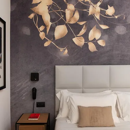 Apartment At Forty-one 01 *